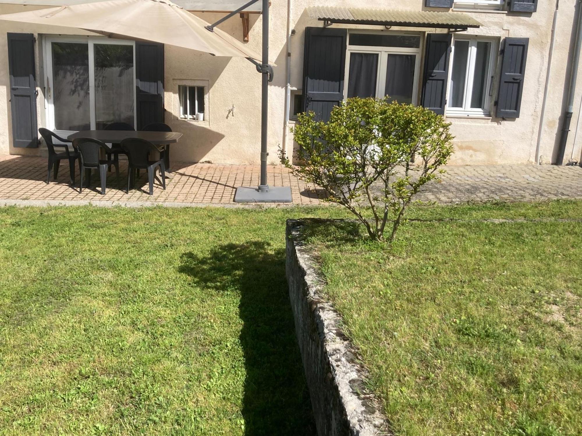 A Deux Pas Du Rhone Villa Sault-Brenaz Exterior foto